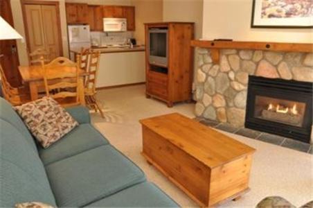 Fireside Lodge Sun Peaks Chambre photo