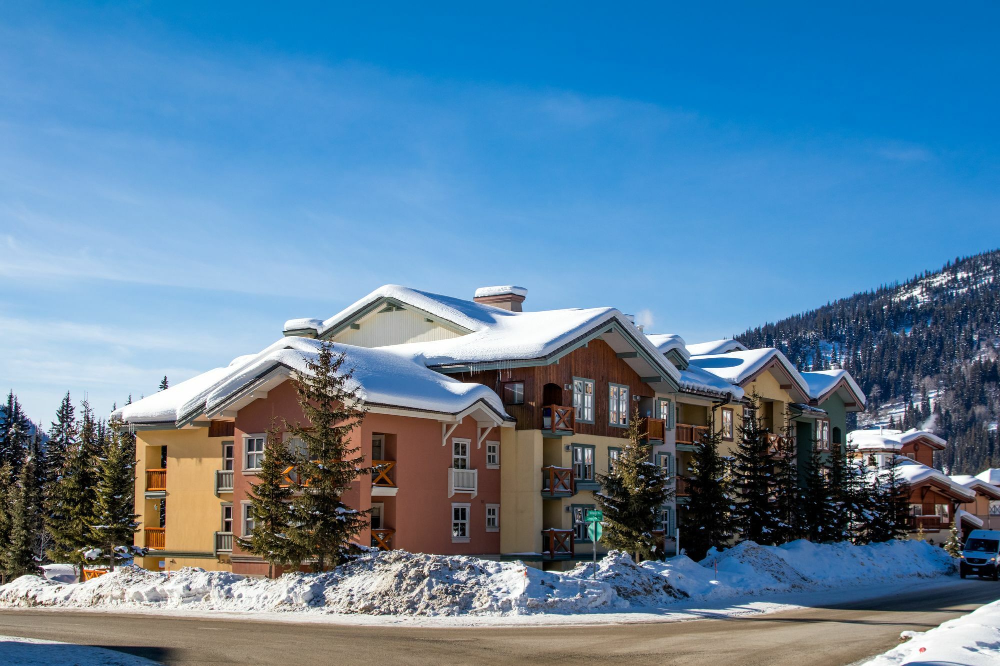 Fireside Lodge Sun Peaks Extérieur photo